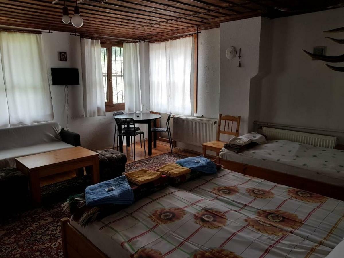 Borimechkova Kashta Hotel Koprivshtitsa Buitenkant foto